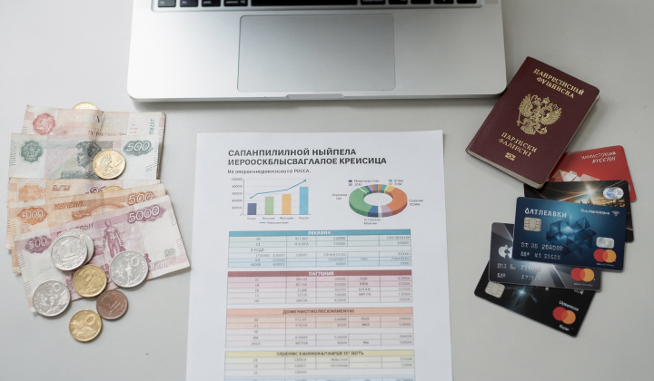 Сравнение CPA-сетей по займам и картам: холд, выплаты, поддержка